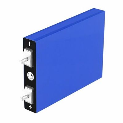 Un buen precio. 5000 ciclos Baterías prismáticas de iones de litio 3.2V 100Ah Batería prismática de litio en línea